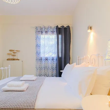 Apartment Gem With 2 Bdrms, *